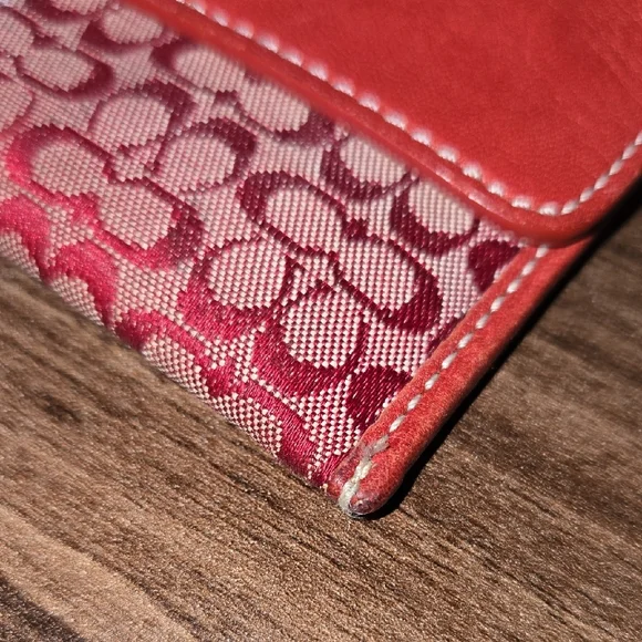 Coach Red Wallet with Signature Design - Picture 9 of 13
